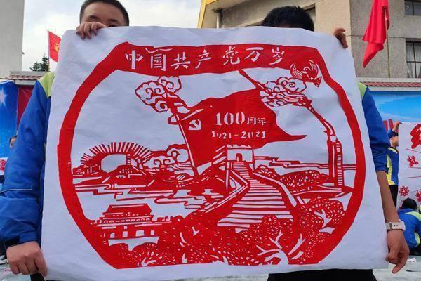 期市开盘:纯碱涨超4%,集运指数跌超4%